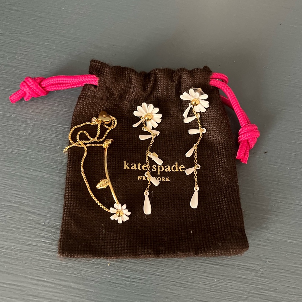 ♠️ Kate Spade ♠️ Gold-tone White Drop Daisy Earrings and Bracelet Set - Picture 2 of 2